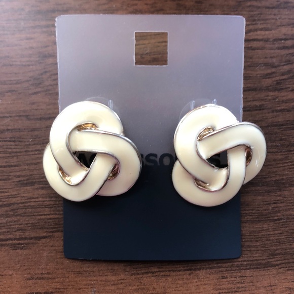 Old Navy Jewelry - Old Navy 80s Style Stud Earrings
